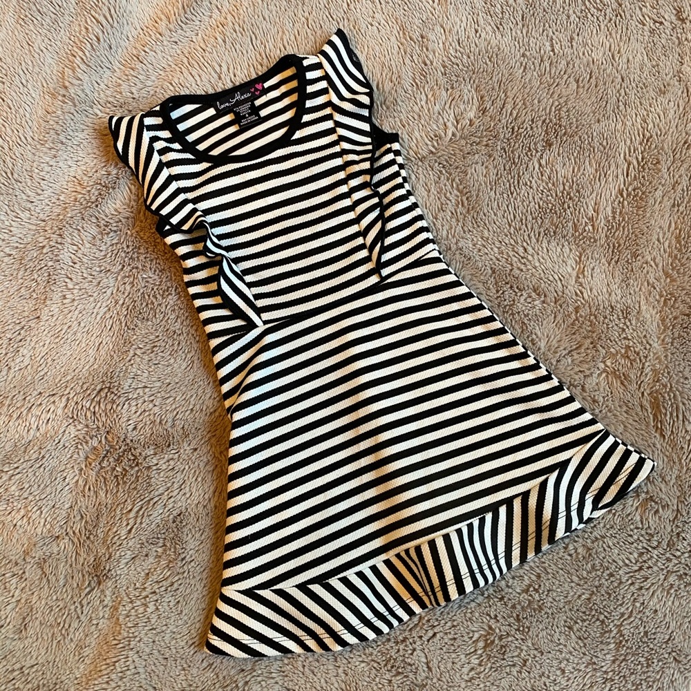 Cute love, Alexa Black & White Striped Dress